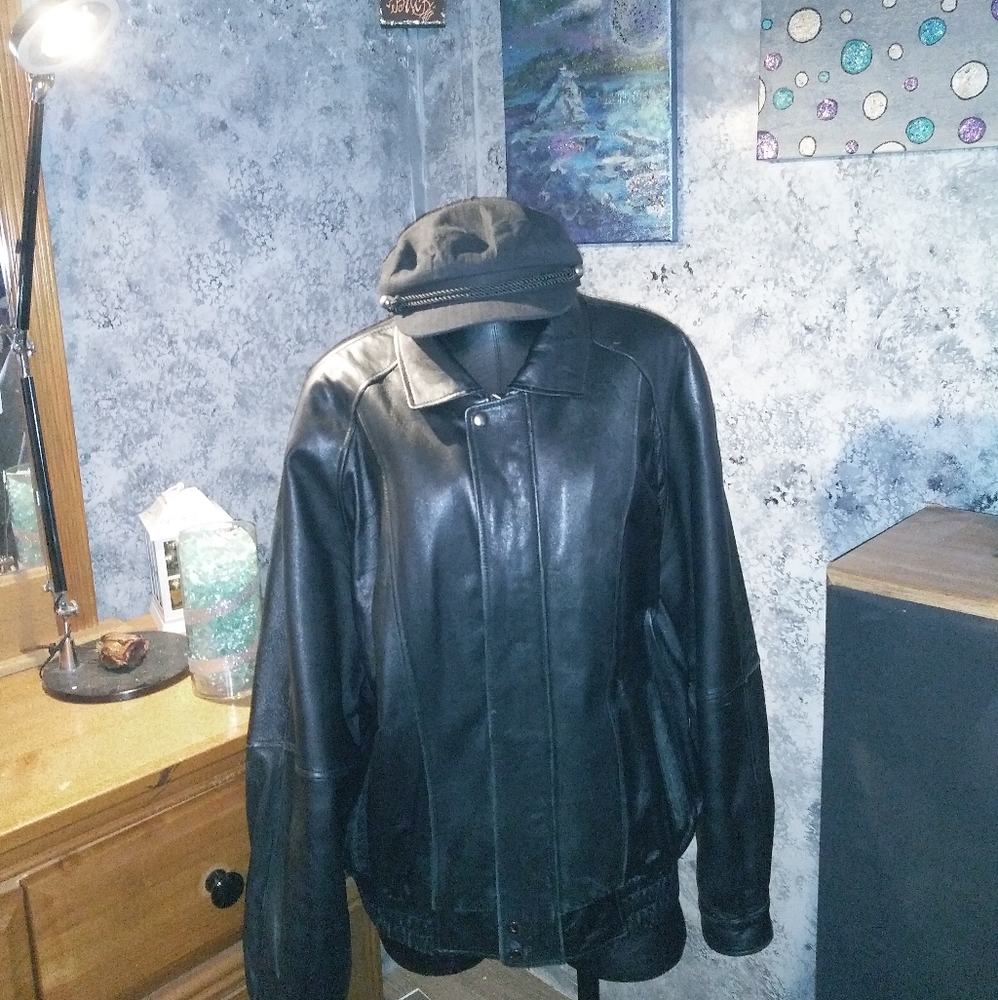 Black Leather Jacket & Skirt Set🧥